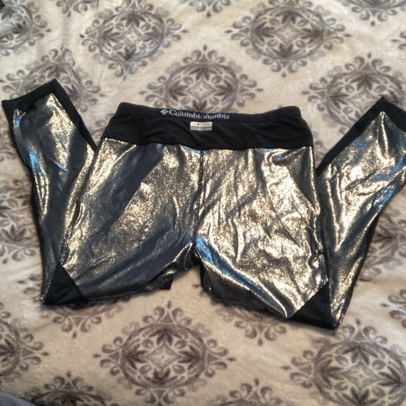 EUC Columbia Women’s Omni-Heat Infinity Tight - Picture 5 of 7
